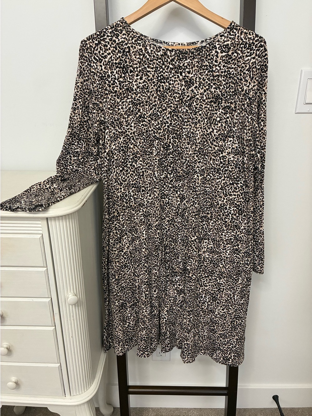Leopard Print Long Sleeve Women’s Dress - Beige/Black. Old Navy. Size L
